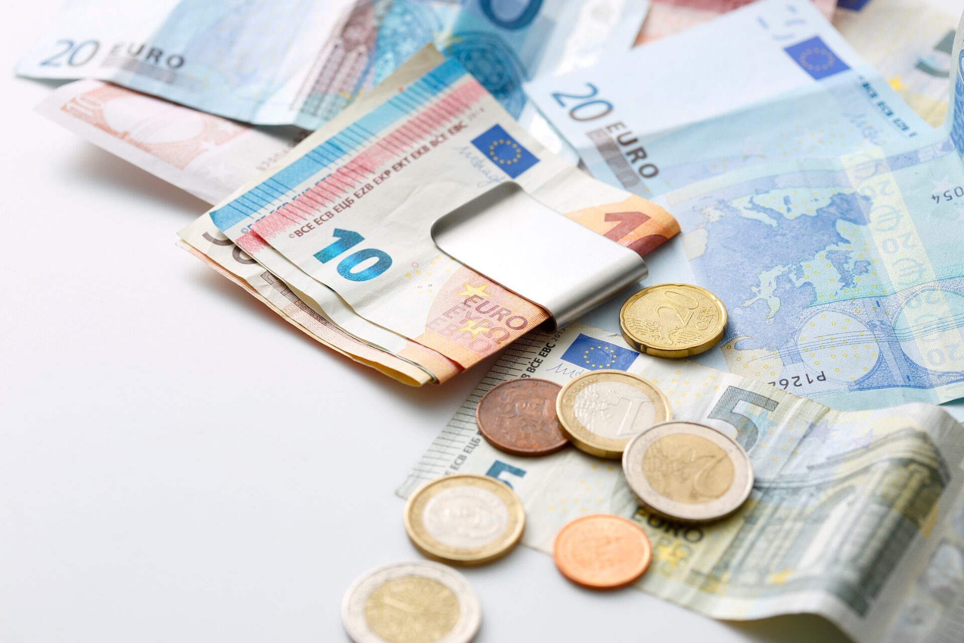 Ayuda de hasta 600 euros al mes para propietarios